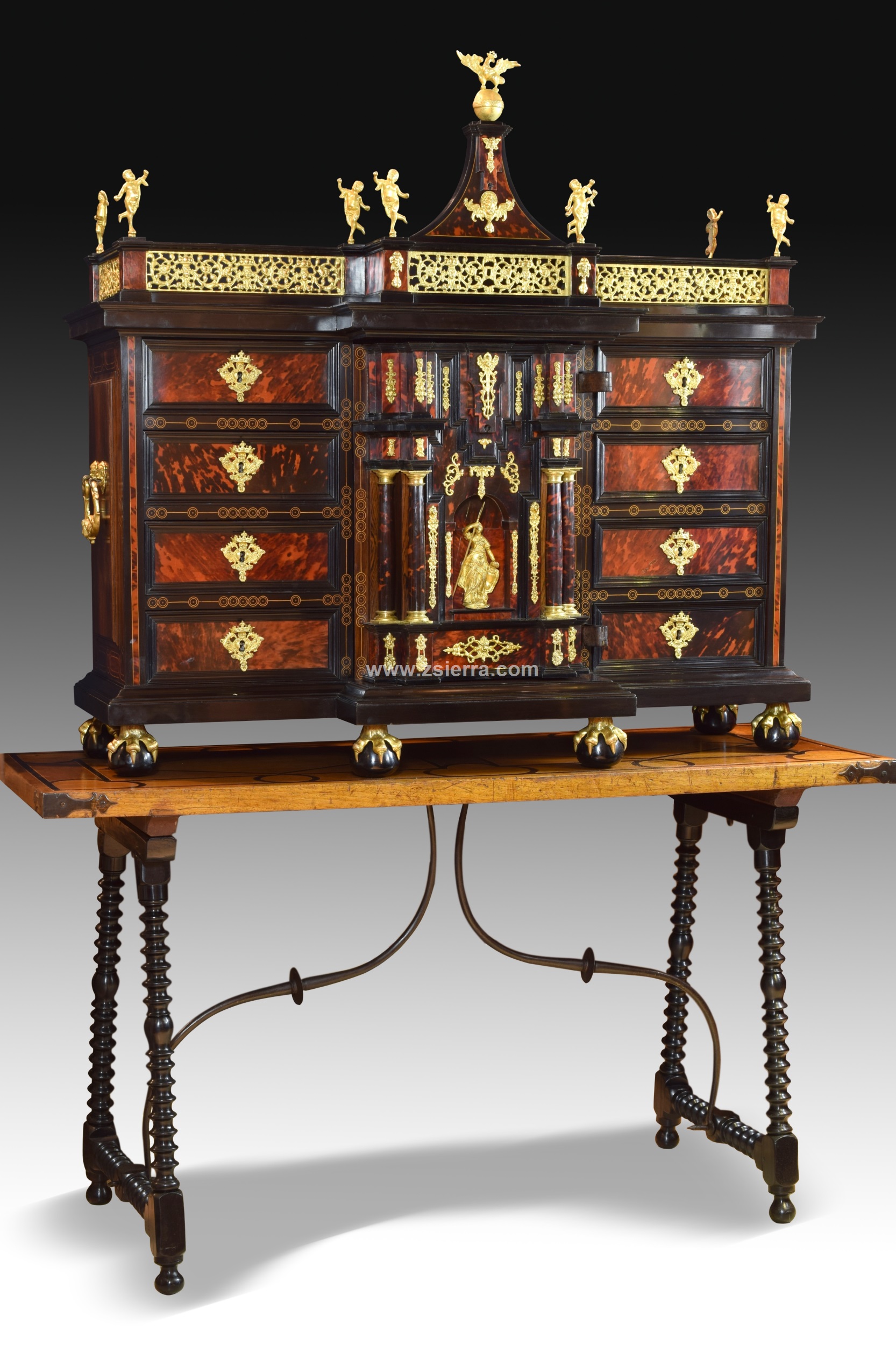Z Sierra Antiques And Decorative Objects Table Italian Foto